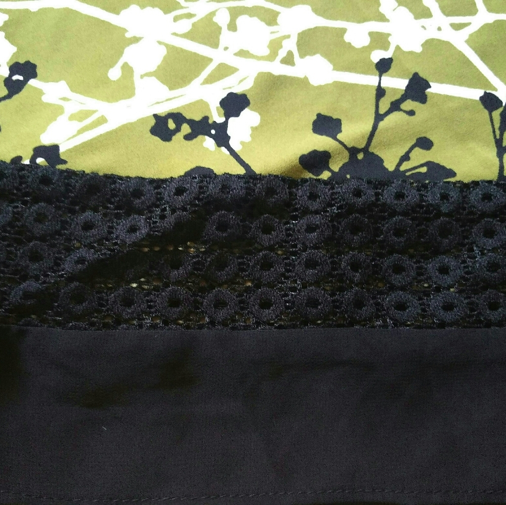 -NWT- Alfani Floral Pointed Crochet Hem Top XL - Picture 4 of 15